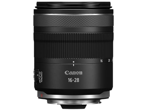 Canon RF 16-28mm f/2.8 IS STM 렌즈의 정면 모습. 컴팩트한 디자인과 초점 거리 눈금이 인쇄되어 있으며, 표면에 CONTROL 및 FOCUS 스위치가 탑재되어 있다.