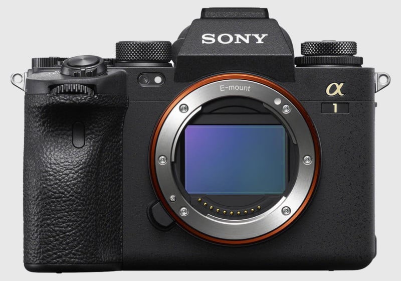 Sony Alpha 1 고성능 플래그십 미러리스 카메라, 마운트와 센서 디테일 강조