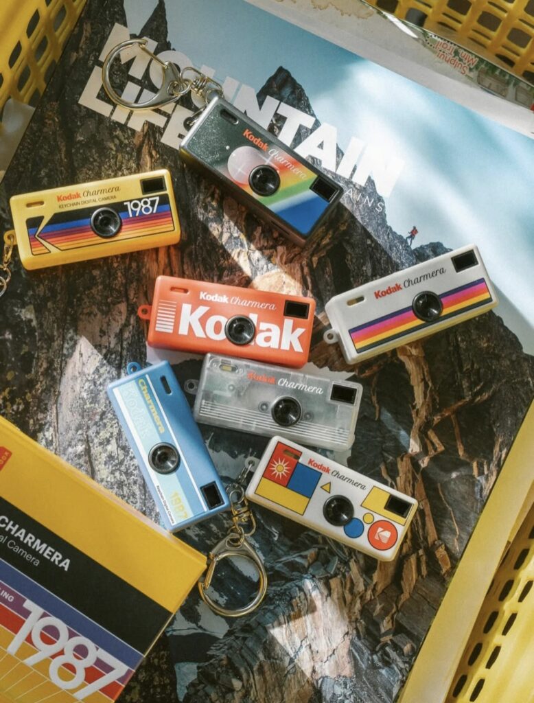 Kodak Charmera 미니 키체인 디지털 카메라 7가지 디자인 전시, 투명 시크릿 에디션 포함