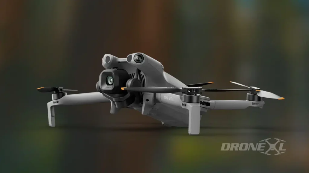 DJI Mini 5 Pro 드론 제품 사진, 전면 카메라와 센서가 강조된 디자인