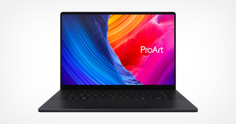 Asus ProArt P16 전면 모습