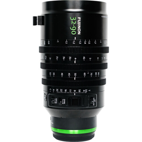 Fujinon GF32-90mmT3.5 PZ OIS WR 렌즈 전면부 클로즈업 – 대구경 렌즈 구조와 32-90mm 표시